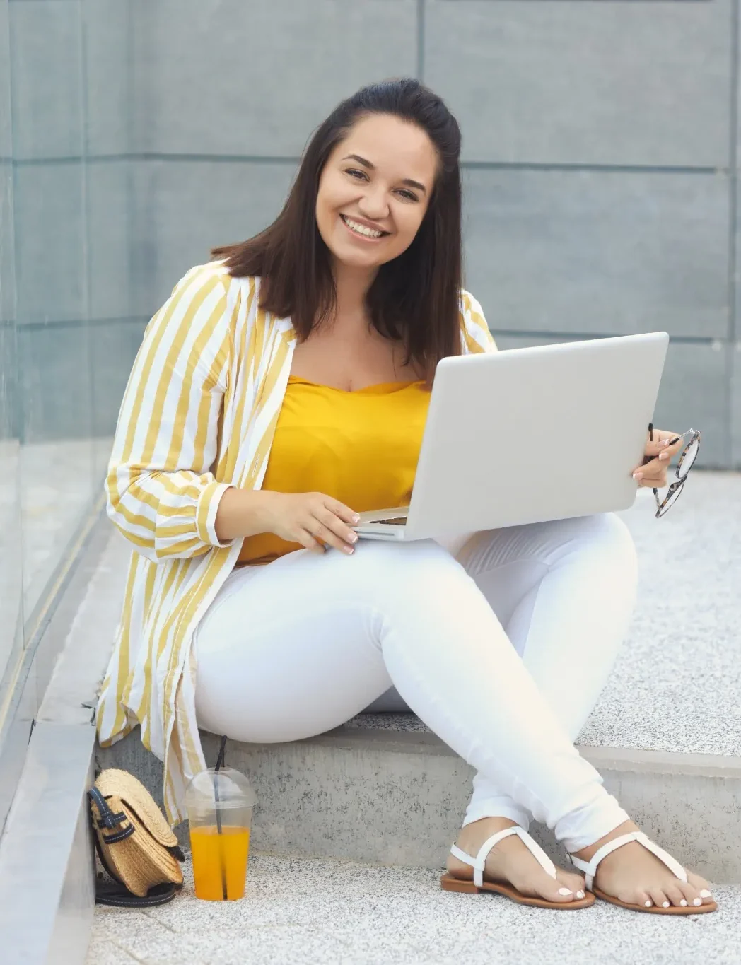 Angie especialista en marketing Agencia OnlyFans Colombia